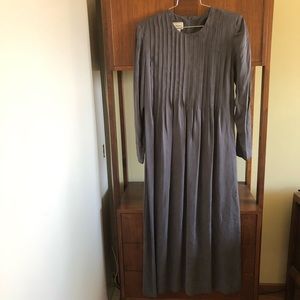 SOLD • pleated bodice flowy dress